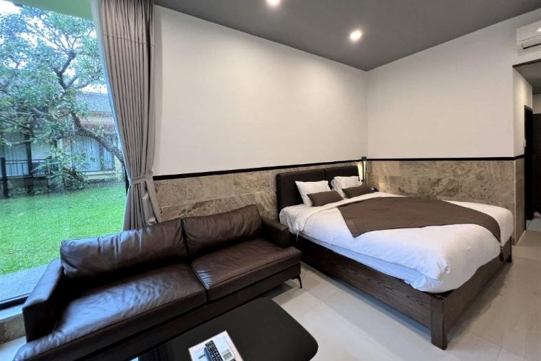 Superior King Garden view –  Onsen, Sauna Included